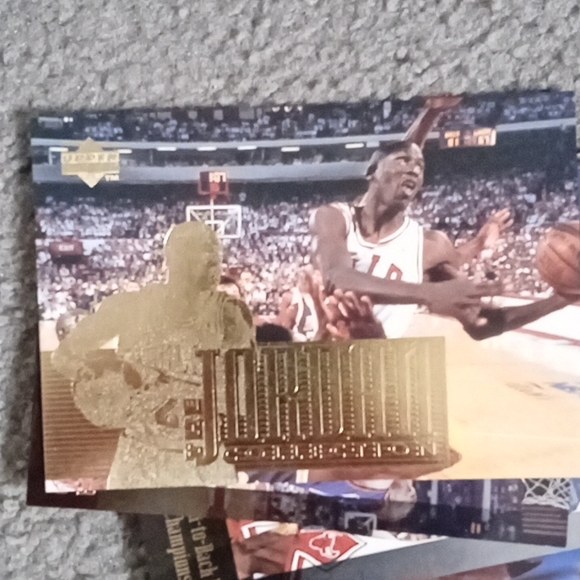 Michael Jordan"MJ collection" full 1-24 set mint condition..value rising - Picture 3 of 8